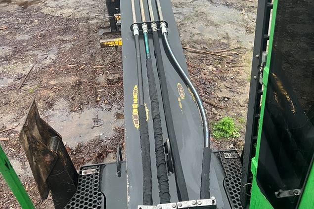 2015 John Deere 437D Log Loader